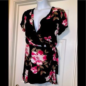 American Rag floral Romper NWT size large